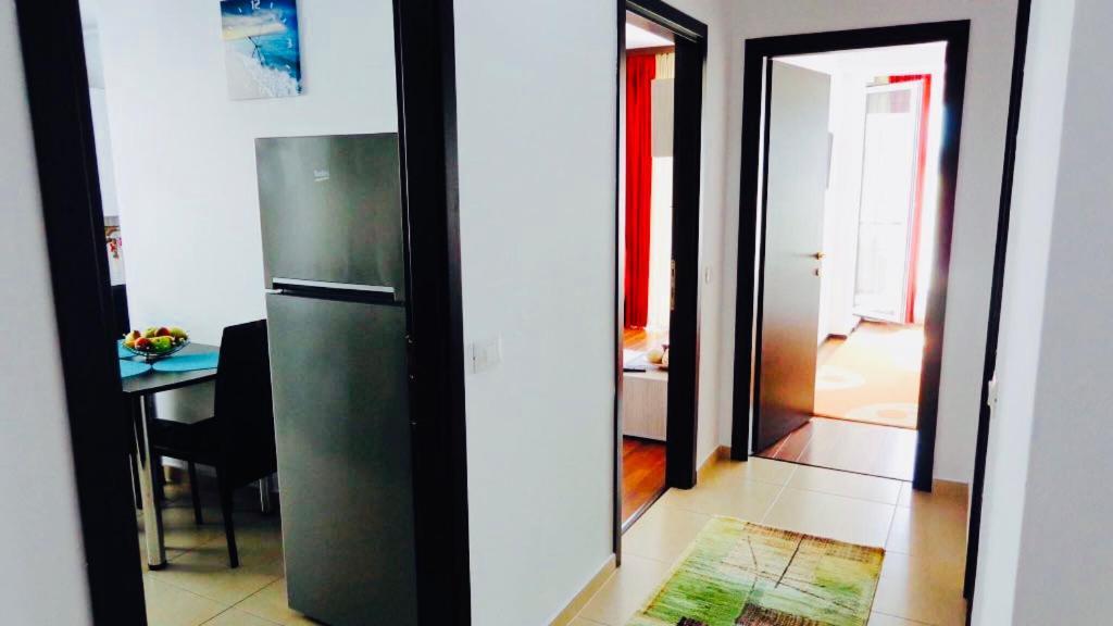 Alcomar Apartment - Summerland Mamaia Eksteriør bilde